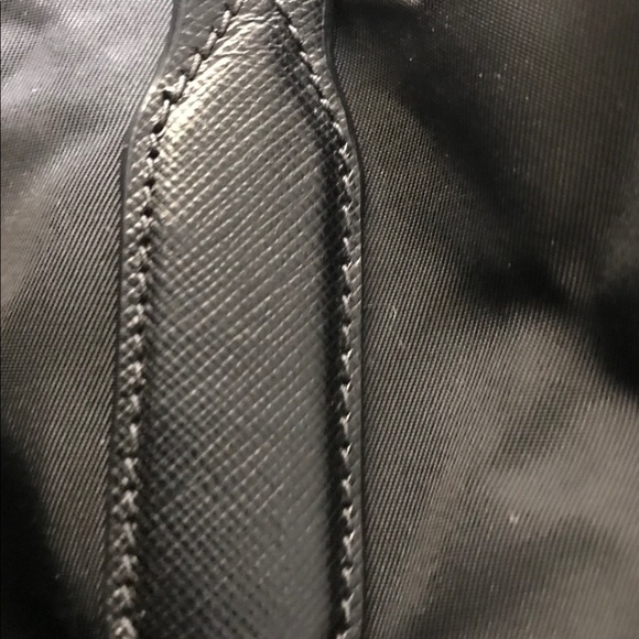 Authentic Prada Tessuto+Saffiano nero bag,EUC - Picture 7 of 9
